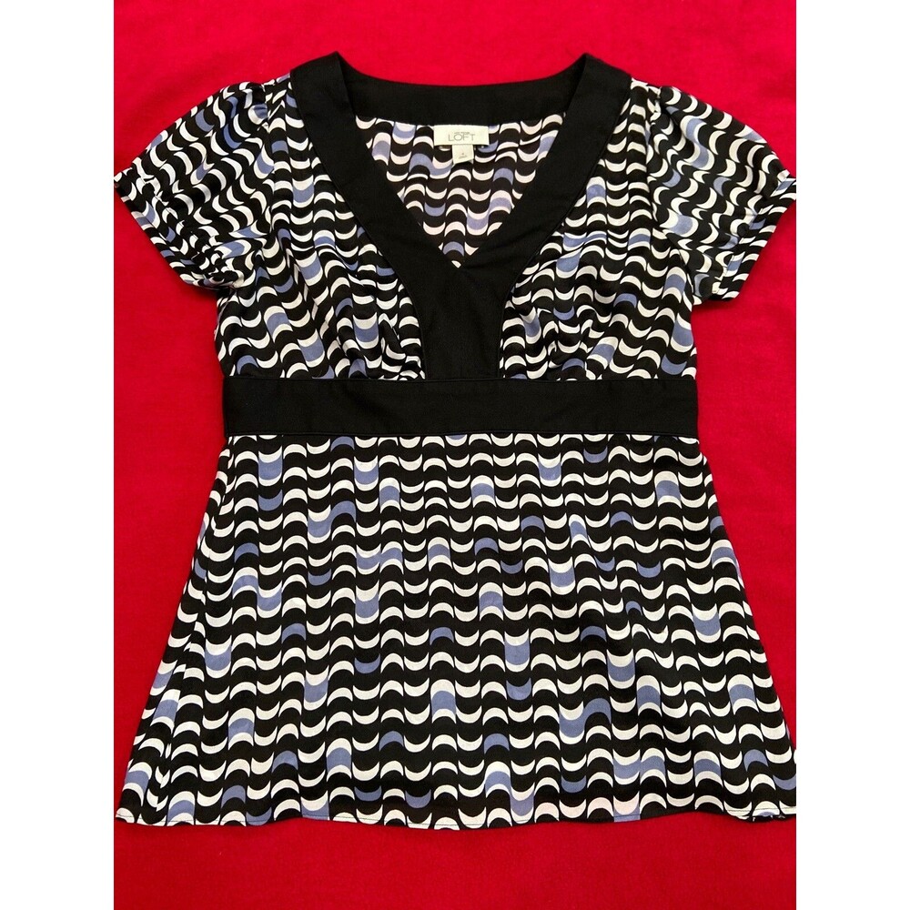 Y2K BABYDOLL PERIWINKLE PRINT LOFT Purple Print Shortsleeved Women’s Top Size 4